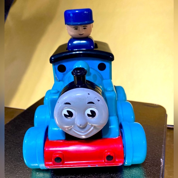 THOMAS AND FRIENDS VTG 1997 TOMY TRAIN PUSH AND GO TODDLER TOY WORKS! - Picture 4 of 11